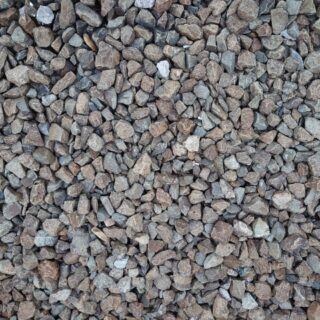 【2026年最新】砕石舗装の単価相場と見積もりを左右する3つの要素