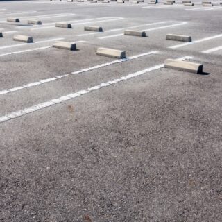 【愛車を守り家を引き立てる】庭を駐車場にする舗装工事の失敗しない選び方
